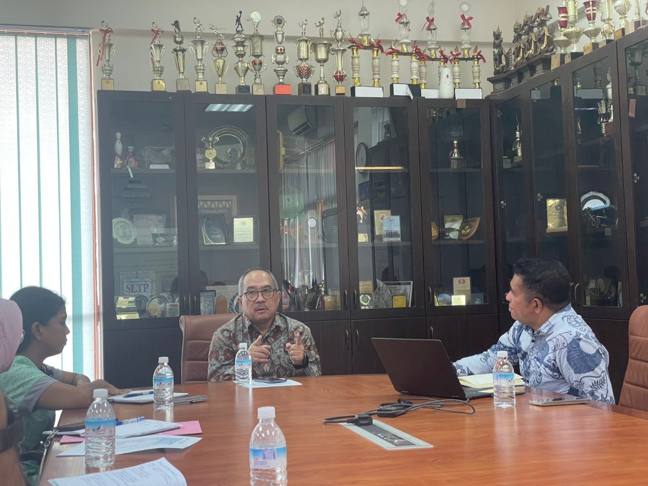 Dubes Suryo Pratomo Apresiasi Kinerja Guru SIS, Tegaskan Peran Strategis Pendidik Seiring Perpanjangan Kontrak Lahan Sekolah