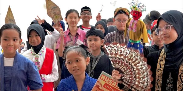 “Bahasaku Sanjung, Budayaku Junjung, Indonesiaku Bangga,” tema Bulan Bahasa 2025